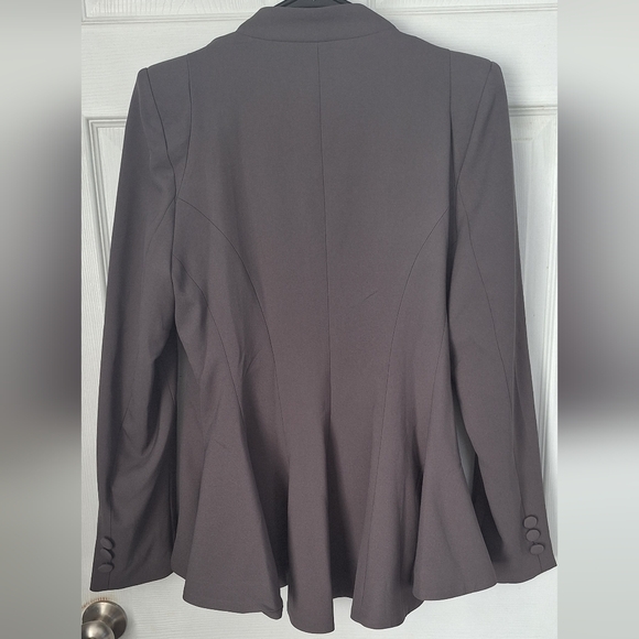 Womens Gray Blazer with feminine details Size 10 - Picture 2 of 4